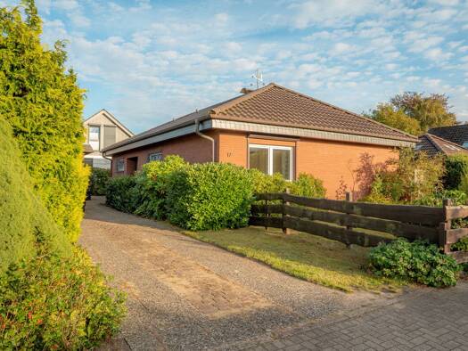 Bungalow zum Kauf 329.000 € 5 Zimmer 132 m² 816 m² Grundstück frei ab sofort Fockbek 24787
