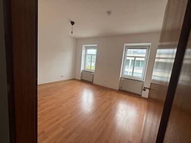 Wohnung zur Miete 1.200 € 6 Zimmer 130 m² Passau 94032