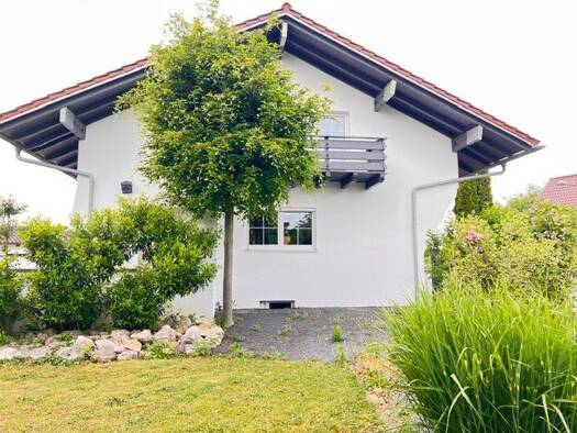 Einfamilienhaus zum Kauf 649.000 € 6 Zimmer 170 m² 742 m² Grundstück frei ab sofort Straubing Straubing 94315