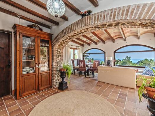 Bauernhaus zum Kauf provisionsfrei 799.000 € 4 Zimmer 185 m² 4.800 m² Grundstück Puigpunyent 07194