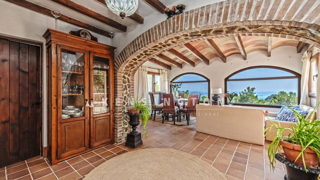 Bauernhaus zum Kauf provisionsfrei 799.000 € 4 Zimmer 185 m² 4.800 m² Grundstück Puigpunyent 07194