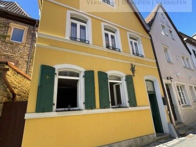 Einfamilienhaus zur Miete 950 € 5 Zimmer 169,1 m² Dettelbach 97337