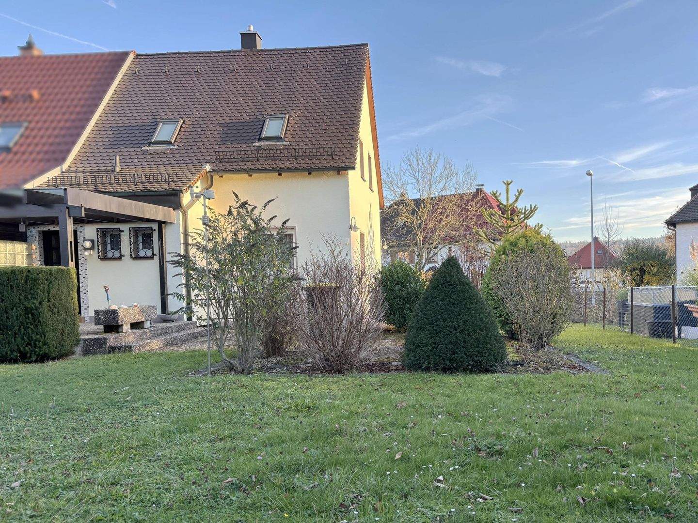 Doppelhaushälfte zum Kauf - Ansicht 3