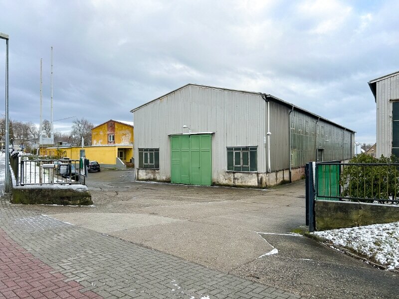 Lagerhalle zur Miete provisionsfrei 2.000 m²<br/>Lagerfläche ab 1.000 m²<br/>Teilbarkeit Kamenz Kamenz 01917