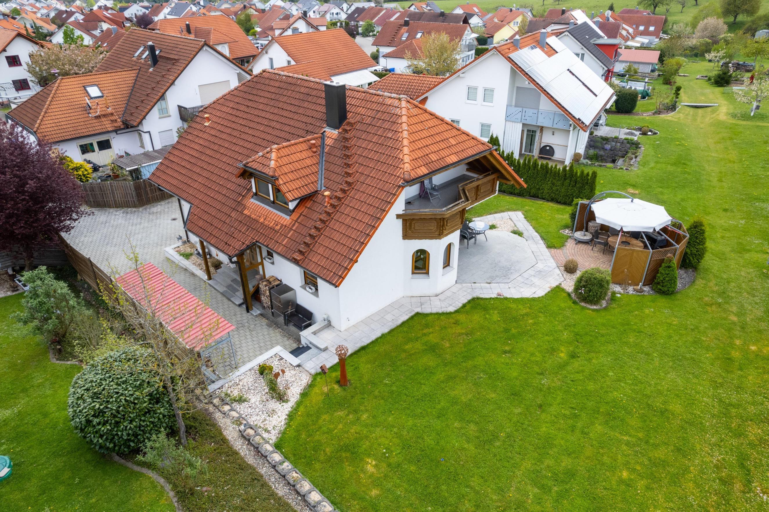 Einfamilienhaus zum Kauf 698.000 € 8 Zimmer 166,5 m²<br/>Wohnfläche 660 m²<br/>Grundstück Rangendingen Rangendingen 72414