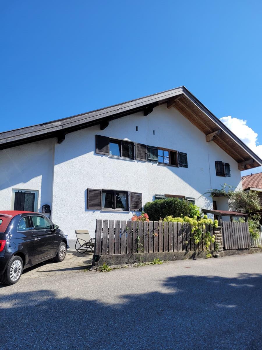 Doppelhaushälfte zum Kauf provisionsfrei 589.000 € 5 Zimmer 119 m²<br/>Wohnfläche 245 m²<br/>Grundstück Bad Tölz Bad Tölz 83646