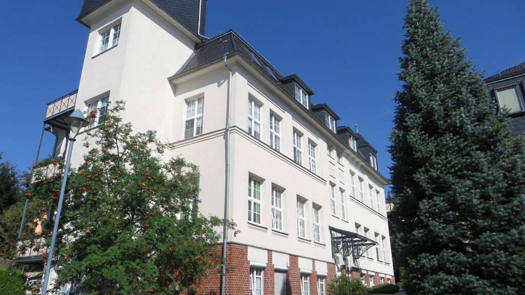 Wohnung zur Miete 526 € 3 Zimmer 67 m² 3 Geschosse frei ab sofort Limbacher Straße 349 Rabenstein Chemnitz 09117