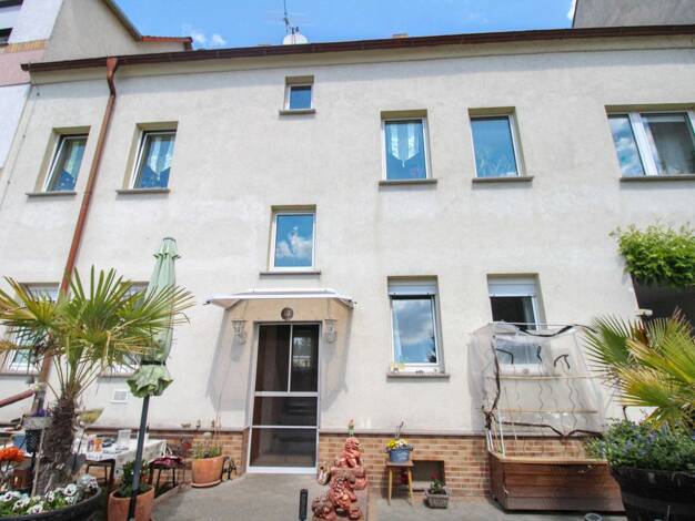 Mehrfamilienhaus zum Kauf 470.000 € 7 Zimmer 188,1 m² 640,1 m² Grundstück Delitzsch Delitzsch 04509