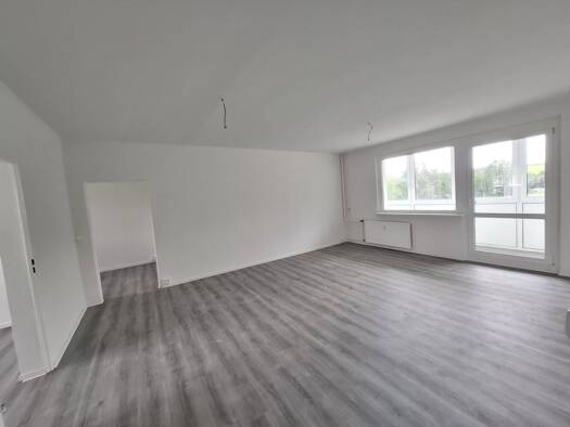 Wohnung zur Miete 403 € 4 Zimmer 79,8 m² Geschoss 4/5 Am Waldrand 2 Marienberg Marienberg 09496