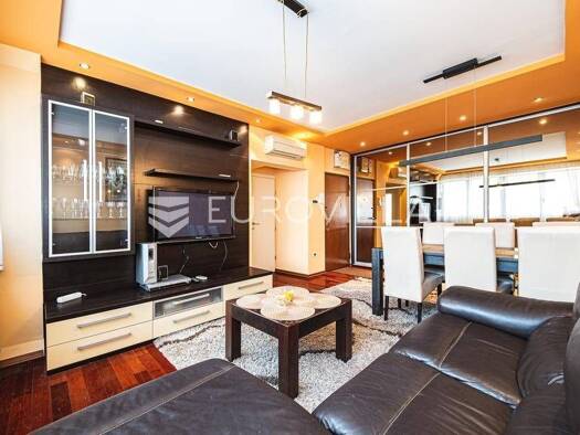 Wohnung zur Miete 1.000 € 2 Zimmer 68 m² 1. Geschoss Lastovska Zagreb