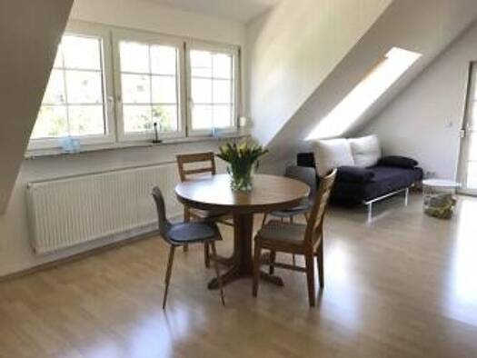 Wohnung zur Miete 1.000 € 3 Zimmer 70 m² Geschoss 2/3 frei ab 01.04.2026 Nürtinger Straße 35 Grötzingen Aichtal 72631