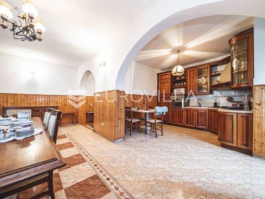 Haus zum Kauf 699.900 € 4 Zimmer 400 m² Botinec Sveta Katarina