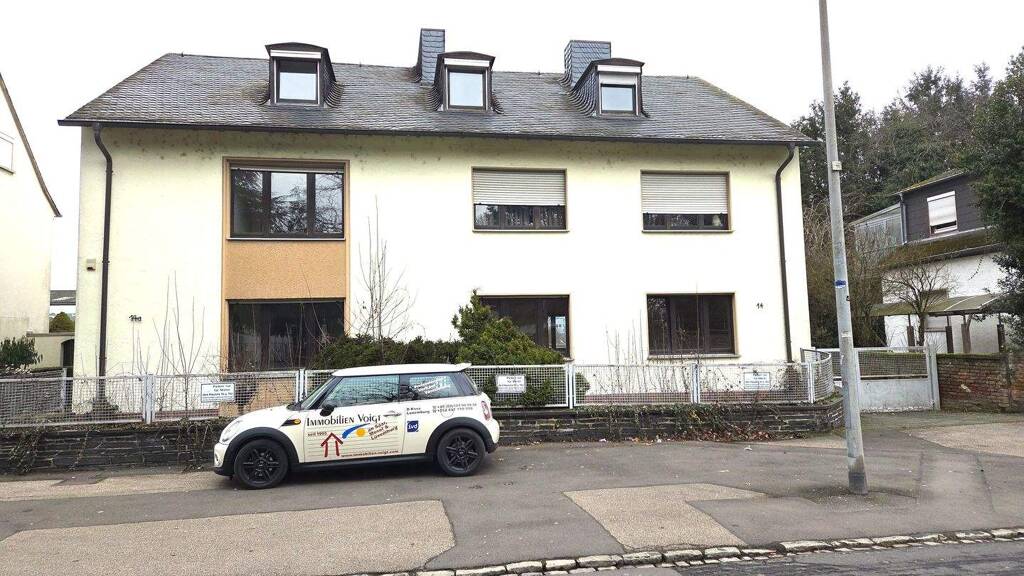 Mehrfamilienhaus zum Kauf als Kapitalanlage geeignet 1.150.000 ⏠1 Zimmer 329 m² 1.460 m² Grundstßck Trier-Nord Trier 54292