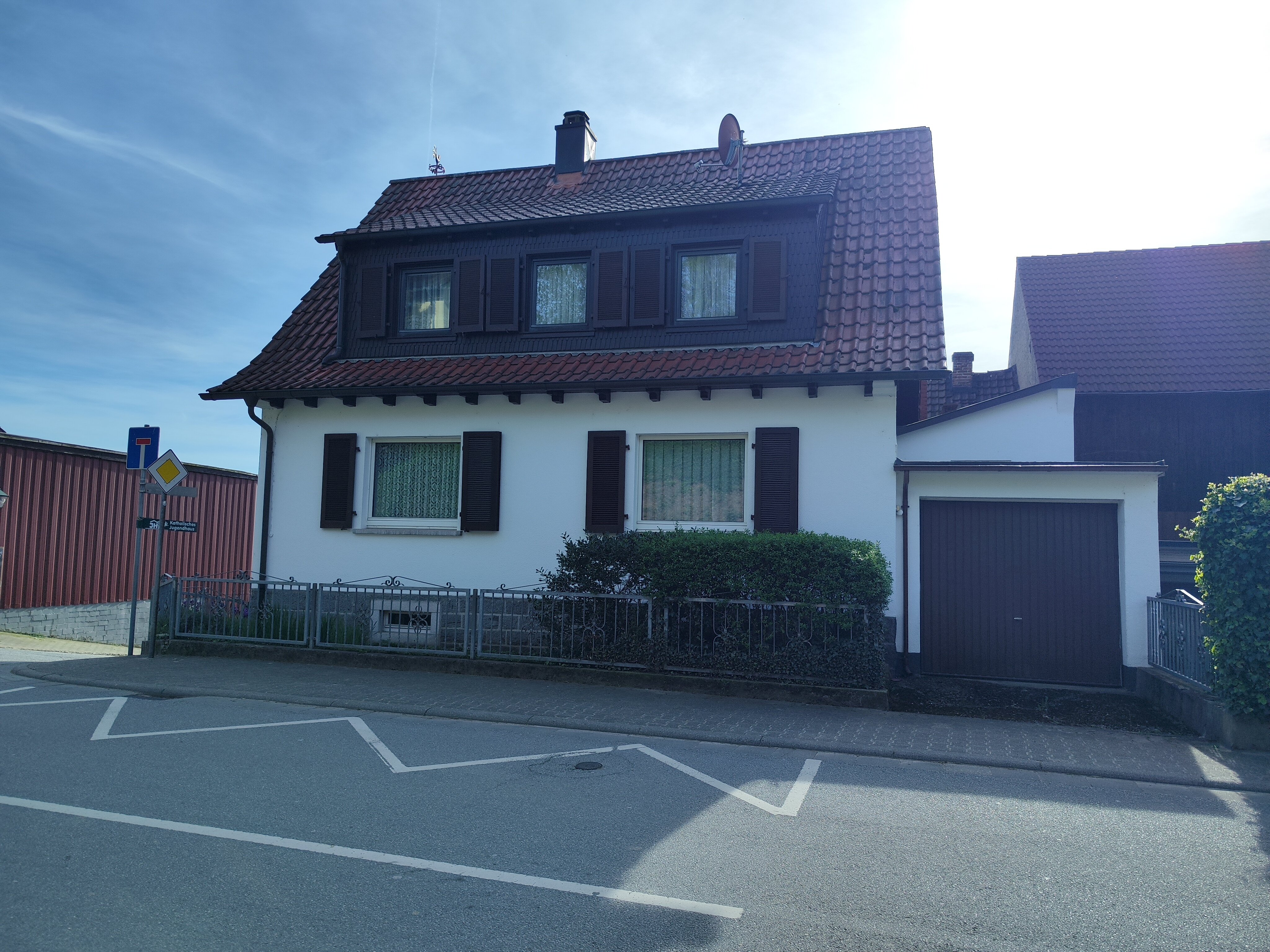 Haus zum Kauf 320.000 € 6,5 Zimmer 170 m²<br/>Wohnfläche 422 m²<br/>Grundstück ab sofort<br/>Verfügbarkeit Nieder-Liebersbach Birkenau 69488