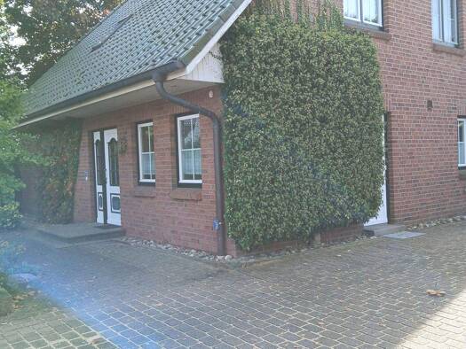 Einfamilienhaus zum Kauf 359.000 € 5 Zimmer 138,6 m² 566 m² Grundstück frei ab sofort Am Sportplatz 2 Kellinghusen 25548