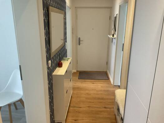 Wohnung zum Kauf 230.000 € 4 Zimmer 90 m² Damaschkestraße Halle (Saale) 06130