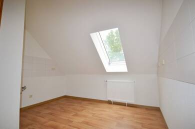 Wohnung zur Miete 410 € 3 Zimmer 72 m² Dachgeschoss Friedrich-List-Straße 25 Innenstadt Riesa 01587