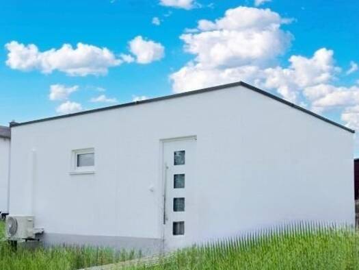 Einfamilienhaus zum Kauf 89.000 € 3 Zimmer 32,6 m² 364,5 m² Grundstück frei ab sofort Stadtbergen 86391