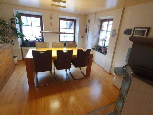 Wohnung zur Miete 1.350 € 5 Zimmer 145 m² EG Grantschen Weisberg-Grantschen 74189