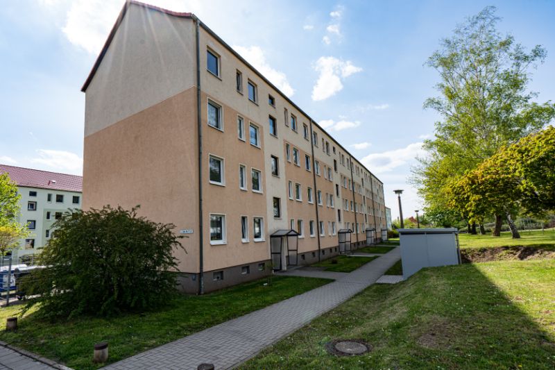 Wohnung zur Miete 402 € 3 Zimmer 61,8 m²<br/>Wohnfläche 2.<br/>Geschoss 30.11.2024<br/>Verfügbarkeit German-Titow-Str. 19 Aschersleben Aschersleben 06449