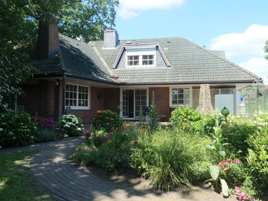 Villa zum Kauf 1.250.000 € 7 Zimmer 230 m² 2.731 m² Grundstück frei ab sofort Heuberg Garstedt Norderstedt 22848