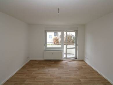 Wohnung zur Miete 399 € 3 Zimmer 57,3 m² EG Thomas-Mann-Straße 20 Freiberg Freiberg 09599