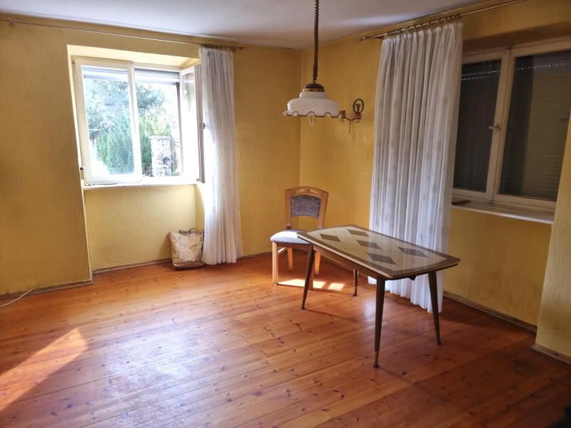 Mehrfamilienhaus zum Kauf 168.000 € 9 Zimmer 210 m²<br/>Wohnfläche 3.700 m²<br/>Grundstück Trippstadt Trippstadt 67661