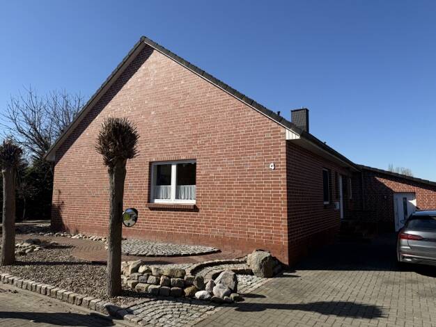 Haus zum Kauf 339.000 € 5 Zimmer 113 m² 848 m² Grundstück Reepschlägerweg 4 Elsfleth Elsfleth 26931