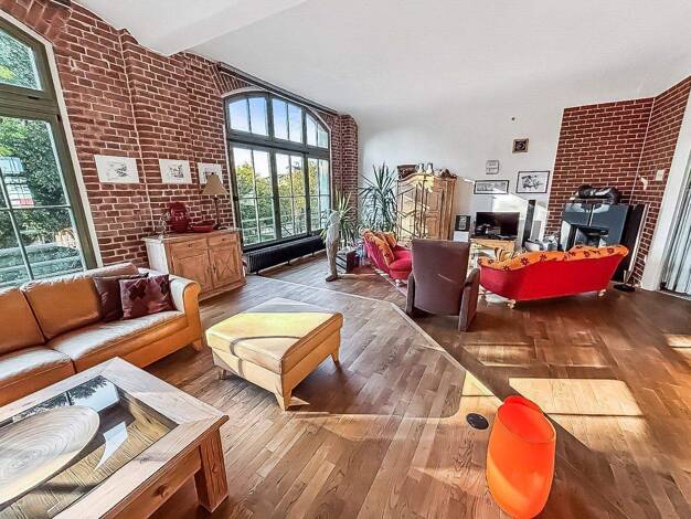 Wohnung zum Kauf 480.000 € 7 Zimmer 225 m² frei ab sofort Zentrum Chemnitz 09111