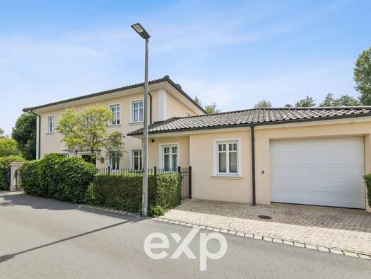 Stadthaus zum Kauf 1.140.000 € 6 Zimmer 243 m² 568 m² Grundstück Fischbach Östliche Außenstadt 90475
