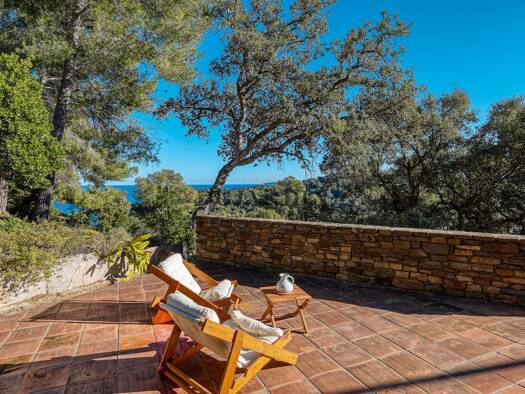 Villa zum Kauf 2.050.000 € 5 Zimmer 129 m² 3.294 m² Grundstück Nord Est Bormes-les-Mimosas 83230