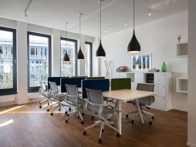 Bürofläche zur Miete provisionsfrei 42 m² Bürofläche teilbar ab 7 m² Mergenthalerallee 15 Eschborn Eschborn 65760