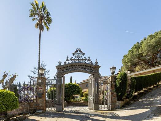 Einfamilienhaus zum Kauf provisionsfrei 1.750.000 € 15 Zimmer 1.700 m² 8.124 m² Grundstück Cabrera de Mar 08349