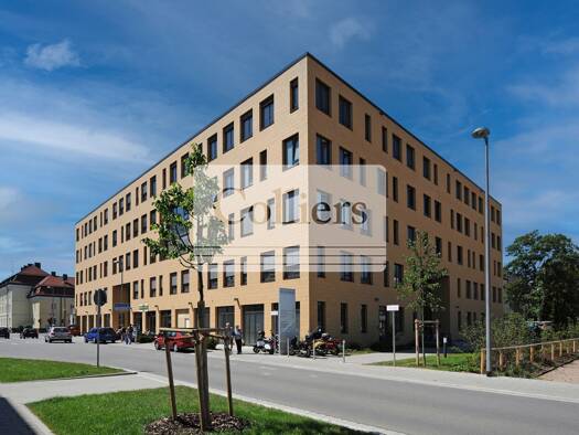 Bürofläche zur Miete 11,50 € 1.791 m² Bürofläche teilbar ab 175 m² Regensburg 93053