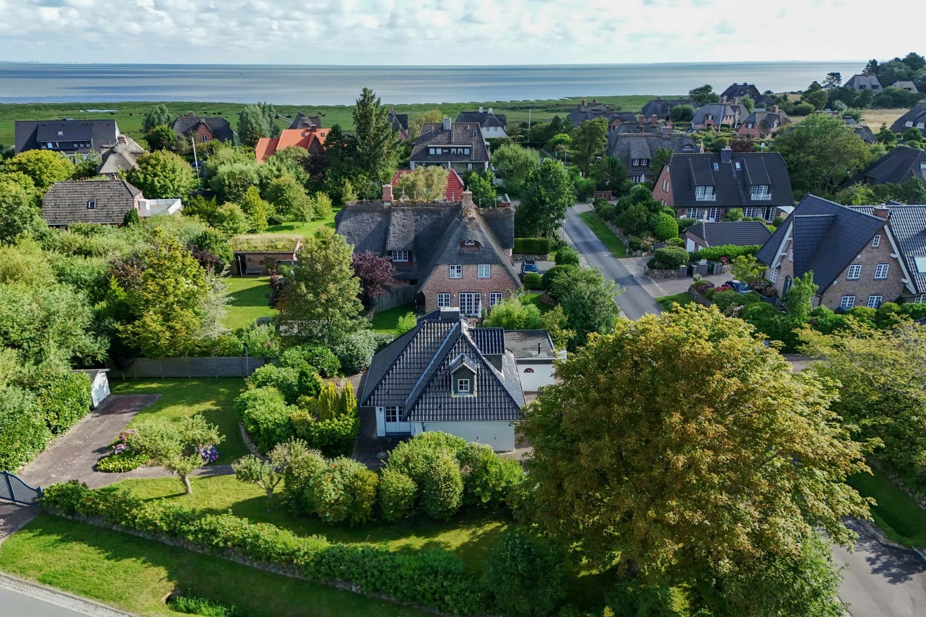 Einfamilienhaus zum Kauf 1.790.000 € 4 Zimmer 130 m²<br/>Wohnfläche 893 m²<br/>Grundstück Morsum Sylt 25980