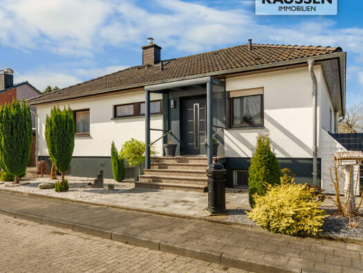 Einfamilienhaus zum Kauf 360.000 € 5 Zimmer 114 m² 574 m² Grundstück Merkstein Herzogenrath 52134