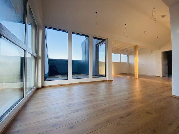 Penthouse zur Miete - Erstbezug 790 € 2 Zimmer 72 m² 1. Geschoss Jägerhölzlstraße 17 Lalling 94551