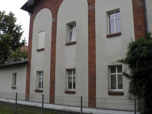 Mehrfamilienhaus zum Kauf als Kapitalanlage geeignet 147.000 € 4 Zimmer 99 m² 340 m² Grundstück Marktgasse Seelow 15306