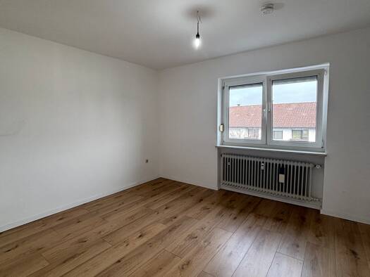 Wohnung zur Miete 585 € 2 Zimmer 58,5 m² Geschoss 3/4 frei ab 20.02.2026 Emmerting 84547