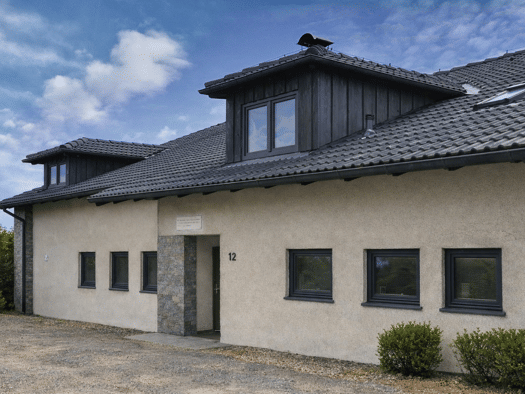 Mehrfamilienhaus zum Kauf 399.000 € 9 Zimmer 245 m² 1.081 m² Grundstück Kleinklenau Tirschenreuth 95643