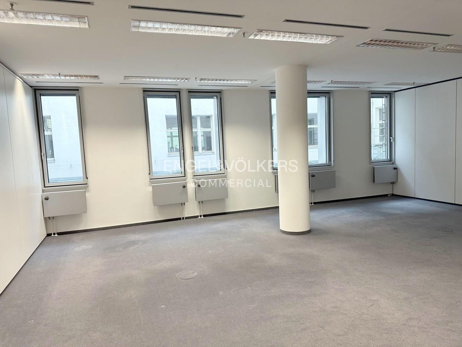 Büro-/Praxisfläche zur Miete 28 € 340 m²<br/>Bürofläche ab 340 m²<br/>Teilbarkeit Mitte Berlin 10117