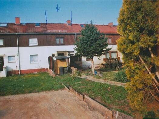 Einfamilienhaus zum Kauf provisionsfrei 75.000 € 4 Zimmer 70 m² 190 m² Grundstück Musterstr. 1 Schedewitz Zwickau 08056