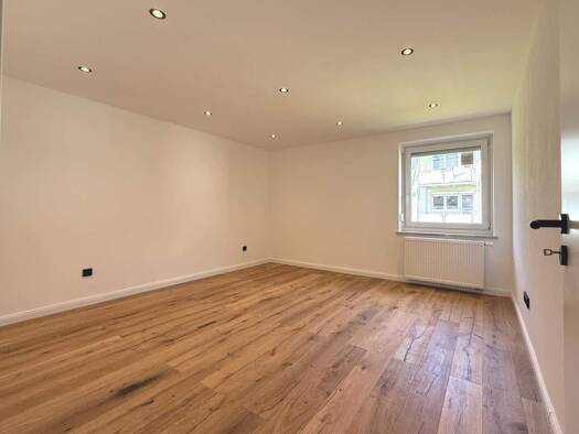 Wohnung zum Kauf provisionsfrei als Kapitalanlage geeignet 329.000 € 4 Zimmer 90 m² Waldkraiburg 84478