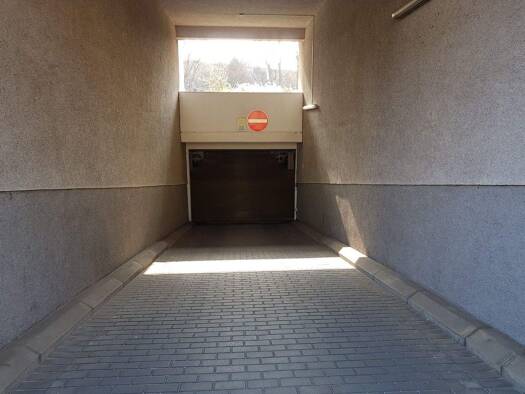 Tiefgarage zur Miete provisionsfrei 75 € Mitte Berlin 13409