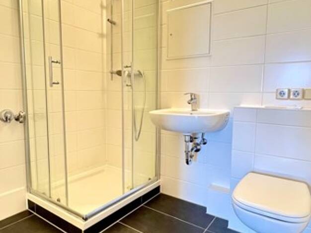 Wohnung zur Miete 482 € 3 Zimmer 64,3 m² 5. Geschoss frei ab 01.06.2026 Finsterwalder Str. 1 Prohlis-Süd Dresden 01239