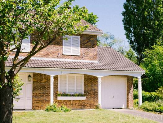 Villa zum Kauf 1.450.000 € 8 Zimmer 323 m² 903 m² Grundstück Falkensee 14612