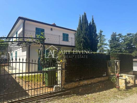 Haus zum Kauf 985.000 € 7 Zimmer 211 m² Umag Centar, Luka, Finida