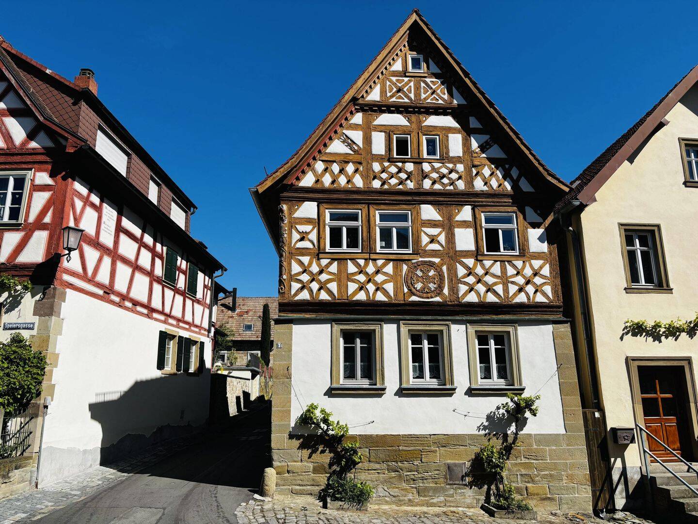 Stadthaus zum Kauf - Ansicht 3