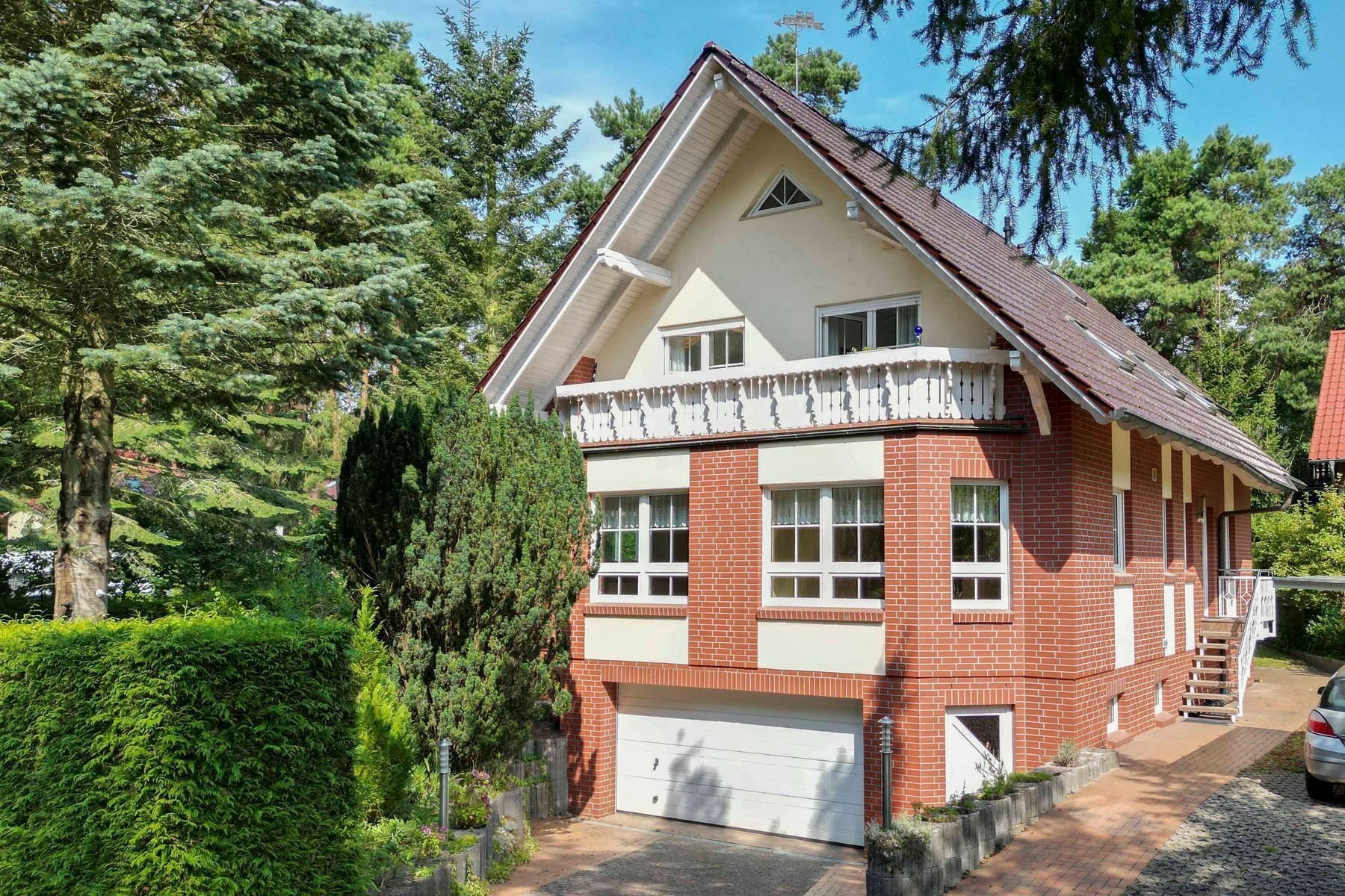 Einfamilienhaus zum Kauf 787.000 € 6 Zimmer 251 m²<br/>Wohnfläche 1.450 m²<br/>Grundstück Waren Waren (Müritz) 17192