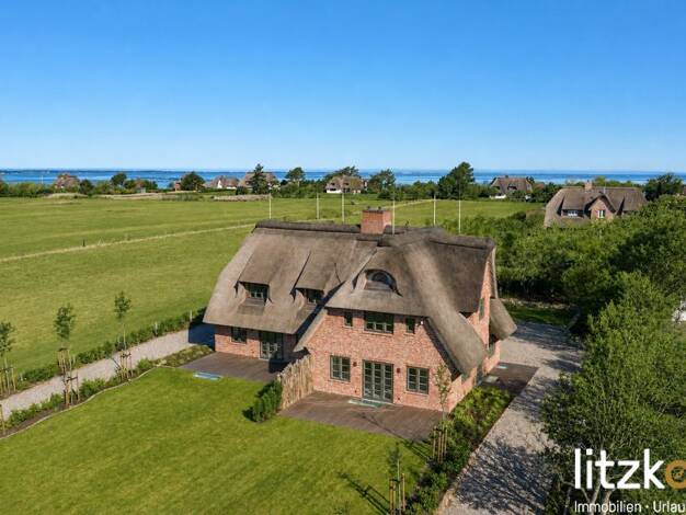 Doppelhaushälfte zum Kauf - Erstbezug 3.150.000 € 5 Zimmer 225 m² 2.158 m² Grundstück Morsum Sylt 25980